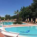 蒙特斯皮娜公园酒店 4*