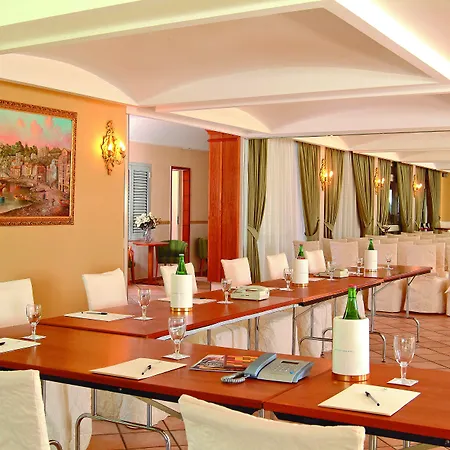 Montespina Park Ξενοδοχείο 4*