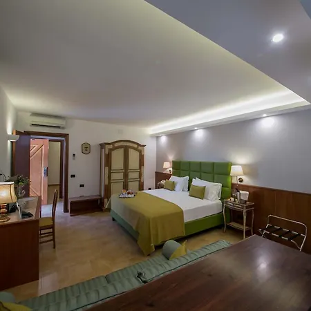 Montespina Park Hotel Naples