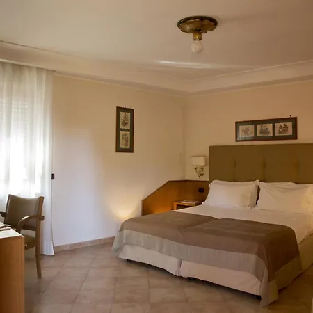 蒙特斯皮娜公园酒店