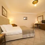 Montespina Park Otel