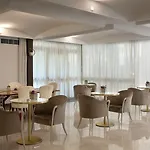 Montespina Park 4* Νάπολη